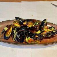 Мидии с соусом васаби в Runam