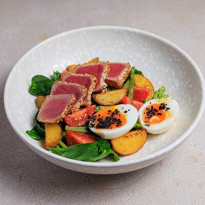 Салат Нисуаз в Bocconcino по цене 1140 ₽