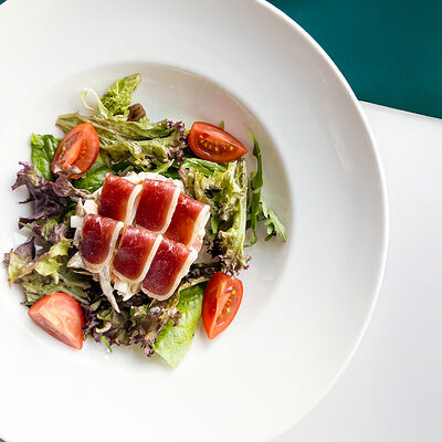 Салат Татарский с кониной и вяленой уткой в Вартазия по цене 980 ₽