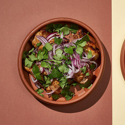 Куриный шашлык в Хачапури и Вино по цене 370 ₽