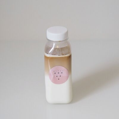 Айс-латте с ванильным сиропом в Bucho по цене 270 ₽