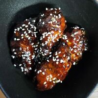 Куриные крылышки в IPA beer cafe