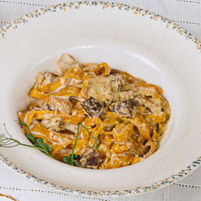 Паста с томлеными говяжьими щечками в Паста Фэмили по цене 760 ₽