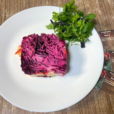 Селедка под шубойв Мангал & Бар по цене 450 ₽