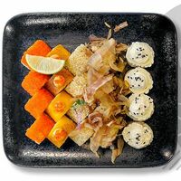 Минэко в Sushi Set