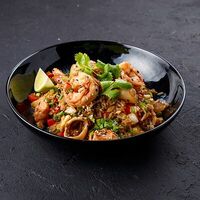 Вок Рис с морепродуктами в Nau