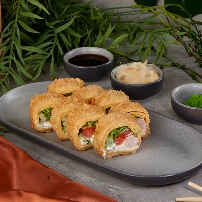 Тортилья темпура с курицей в Afishasushi по цене 450 ₽