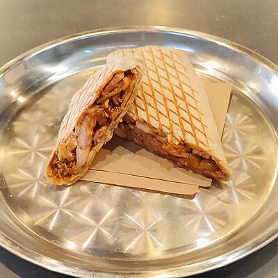 Шаурма Дон Бекон в ШаурХолл по цене 550 ₽