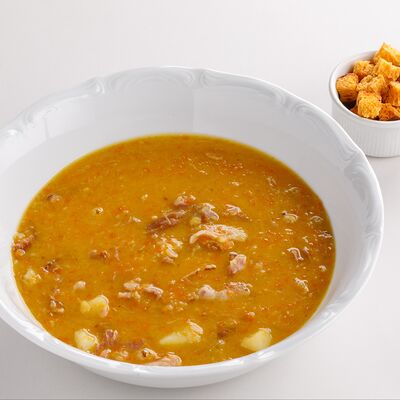 Гороховый суп с копченостями в Терраса по цене 750 ₽