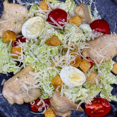 Цезарь с курицейв Китайский буфет по цене 950 ₽