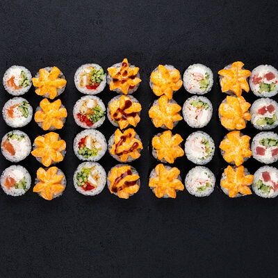 Запечённый сет в Sushiman по цене 2255 ₽