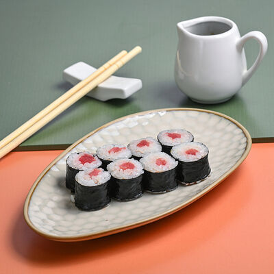 Ролл с тунцом в Зебры по цене 260 ₽