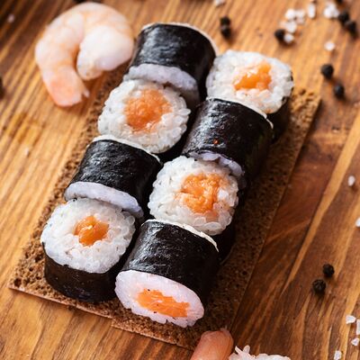 Ролл с лососем в Адельфия по цене 240 ₽