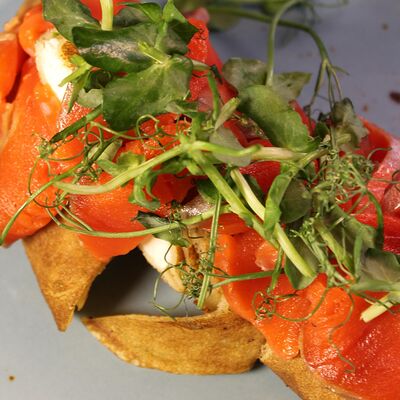 Блины с неркой и творожным сыром в 801 по цене 650 ₽