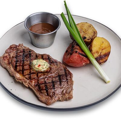 New York стейк в PINTA Bar & Grill по цене 6590 ₸