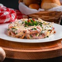 Салат мясной с опятами в Тесоро