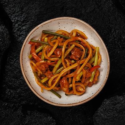 Удон с индейкой в Zuma по цене 940 ₽