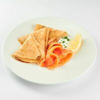 Блины с лососем в Даблби