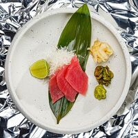 Сашими тунец в Skybar