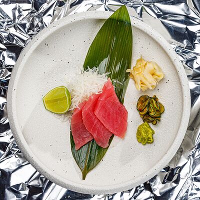 Сашими тунец в Skybar по цене 400 ₽