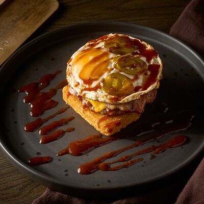 Бифштекс с яйцом в Хмель по цене 490 ₽