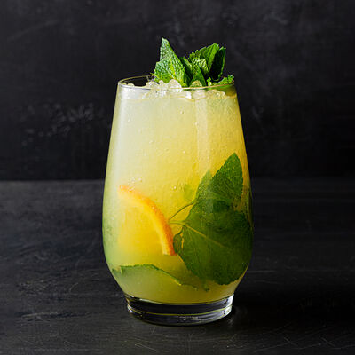 Апельсин-мята в Corner Grill по цене 400 ₽