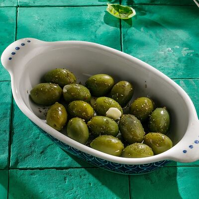 Оливки в Кукумбер по цене 550 ₽