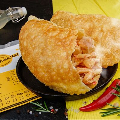 Чебурек с курицей по-азиатски в Чебурекми по цене 380 ₽