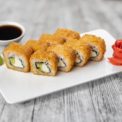 Горячий ролл Темпура Фила в Окинава Гурмэ по цене 699 ₽
