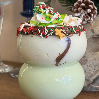 Горячий шоколад Гринч в Кофейня Бодрячино по цене 499 ₽