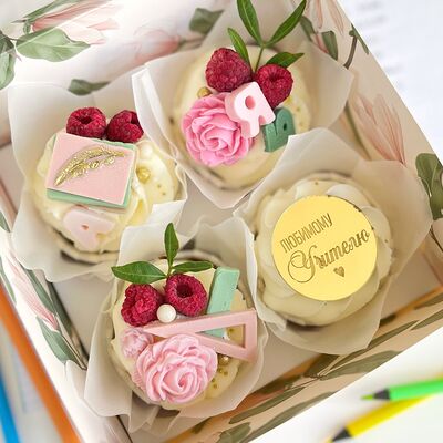 Набор капкейков Любимому учителю в Tortterry по цене 1440