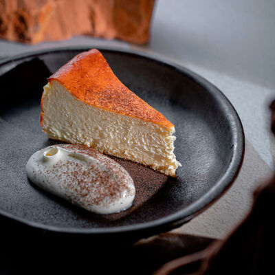 Чизкейк баскский в Чайхона №1 Васильчуки по цене 490 ₽