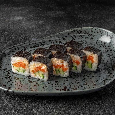 Острый ролл с лососем в Роллофф по цене 539 ₽