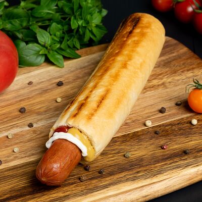 Хот-Дог Французский с говяжьей сосиской в BRO ШАВЕРМА по цене 385 ₽