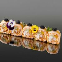 Сашими ролл с крабом, креветками и творожным сыром в OUGI