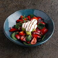 Салат из помидоров и огурцов с кремом из феты в Puberty