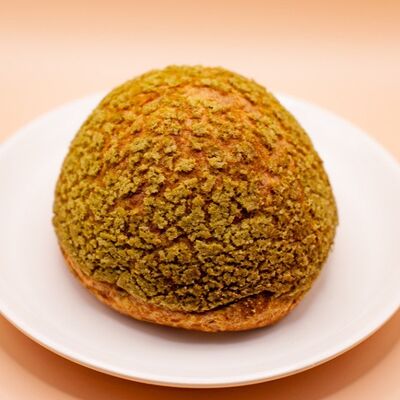 Шу с фисташковым кремом в Диалог по цене 169 ₽