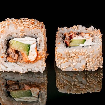 Ролл Острый угорь в Калифафила по цене 690 ₽