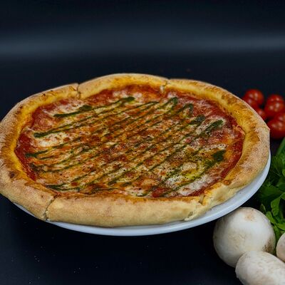 Пицца Маргарита в ЛаВеранда по цене 650 ₽