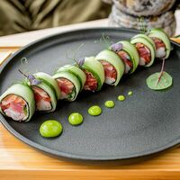 Фреш ролл в Nikkei Sushi Premium