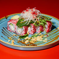 Ролл Калифорния с креветками в Pong