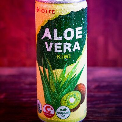 Lotte Aloe Vera киви, напиток с кусочками алоэ в Meiwei по цене 100 ₽