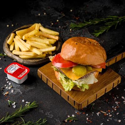 Комбо Чизбургер в Brothers Food на Советской по цене 750 ₽