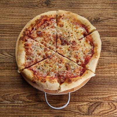 Пицца Маргарита в Bfood по цене 459 ₽