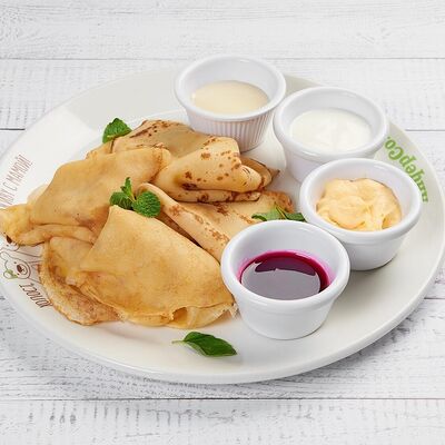 Блины с заварным кремом, вареньем, сметаной и сгущенным молоком в АндерСон по цене 340 ₽