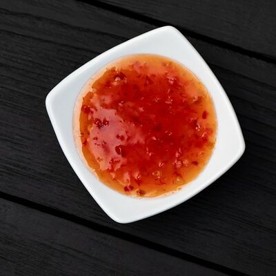 Соус чили в УГОЛЬ&МЯСО по цене 129 ₽