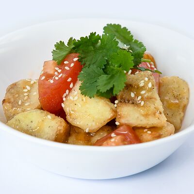 Теплый салат с баклажанами в ЧиллМил по цене 495 ₽