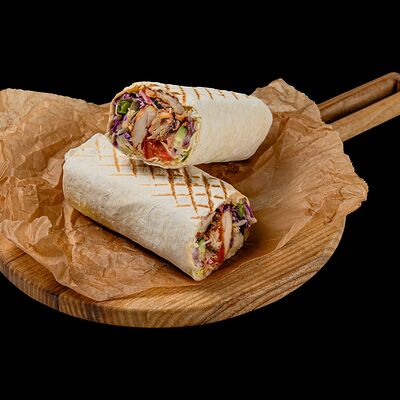 Шаурма куриная в лаваше в Shawa по цене 540 ₽
