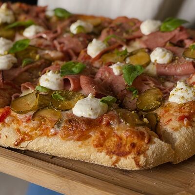 Пицца Let it be мортаделла, трюфельное масло в Let it be по цене 36 р.