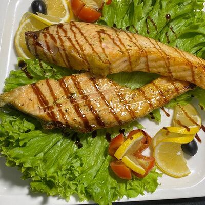 Стейк из сёмги на мангале в Емеля по цене 1140 ₽